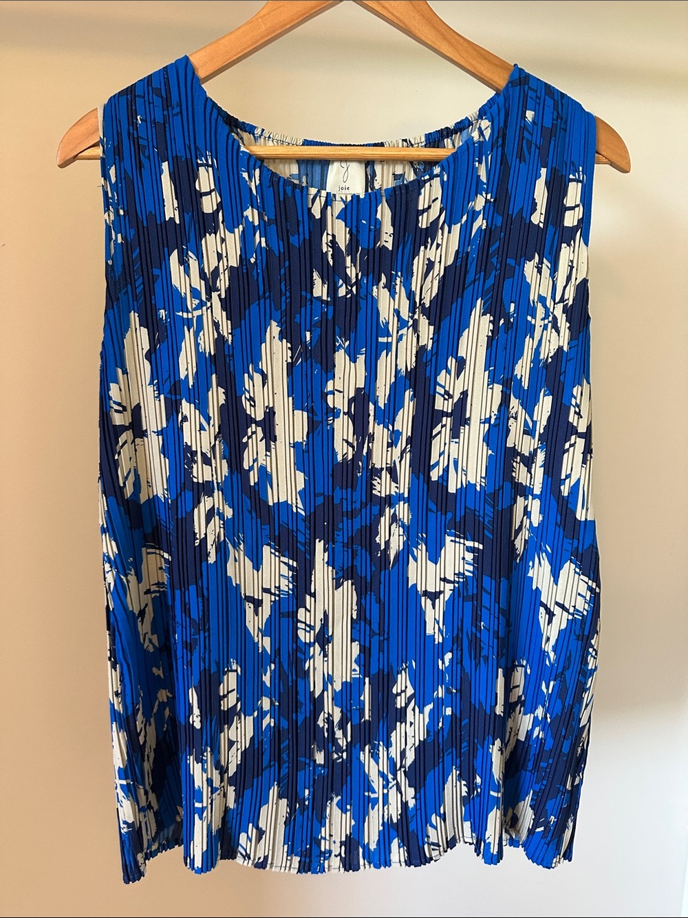 Joie Sleeveless Pleated Accordion Floral Print‎ Top - Blue & White 1X